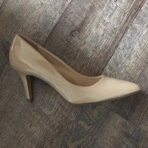 Kelly&Katie nude heals